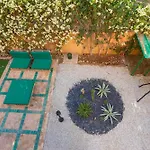 Villa Dahlia